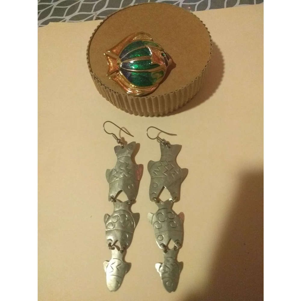 Fish brooch and earrings